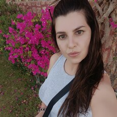 Снежана, 37