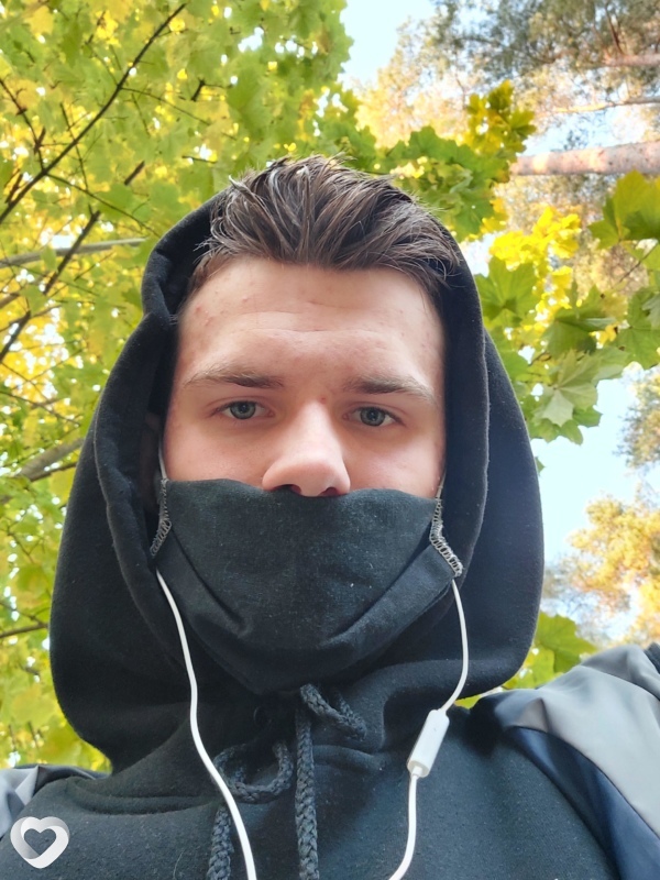 Толя