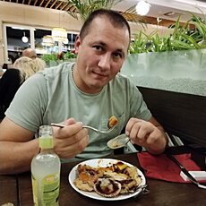 Женя, 42