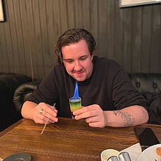 Эдик, 27