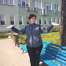Людмила, 54