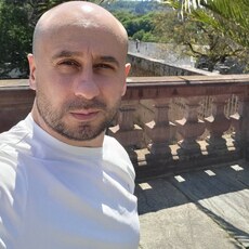 Владимир, 39