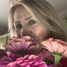 Карина, 60
