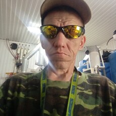 Эдуард, 46