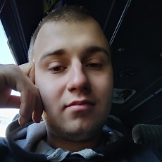 Лаврик, 28