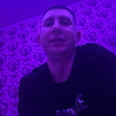 Марк, 24