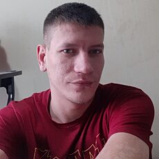 Макс, 32