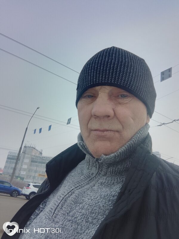 Толя