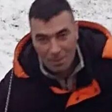 Валя, 45