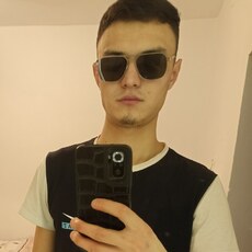 Женя, 27