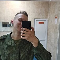 Юра, 24