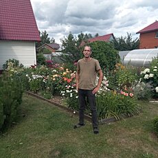 Владимир, 46