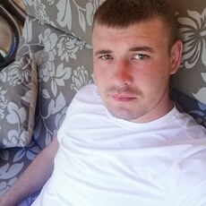 Илья, 27
