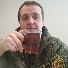 Слава, 35