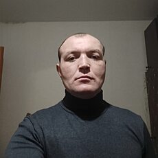 Андрюха, 33