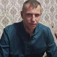 Макс, 44