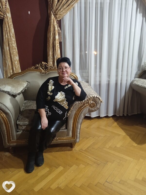 Полина