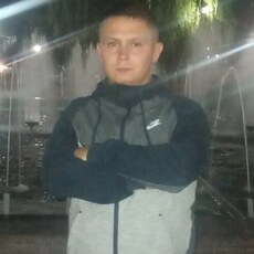 Кир, 33