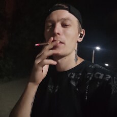 Виталя, 28