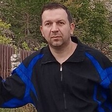 Леонид, 46