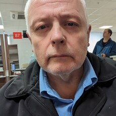 Юрий, 64