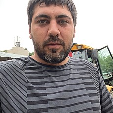 Макс, 37