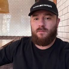Виталий, 33