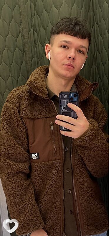 Лёня