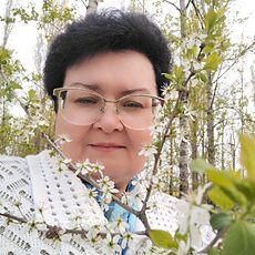 Валентина, 64