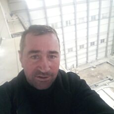 Веня, 42