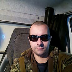 Радомир, 38