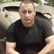 Яша, 39