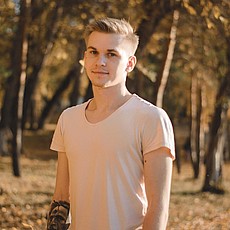 Евгений, 27