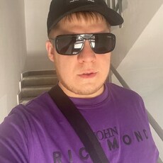 Георгий, 29