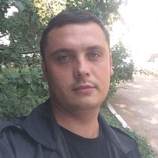 Эдуард, 35
