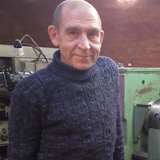 Витя, 70