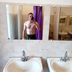 Назар, 27