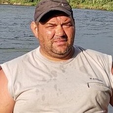 Михаил, 48