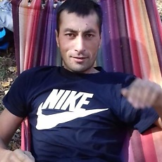 Коля, 35
