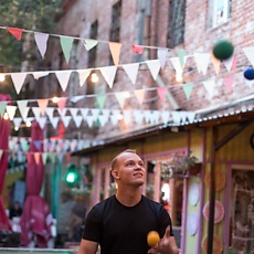 Захарка, 28