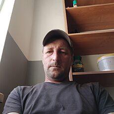 Юрий, 41