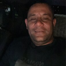 Валентин, 37