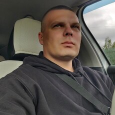 Яша, 41