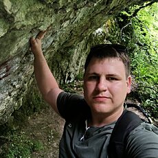 Паша, 27