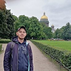 Миша, 34