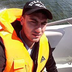 Борис, 31