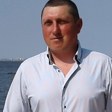 Лаврик, 44