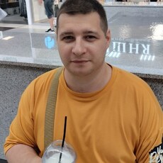 Радомир, 38