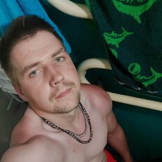Тарас, 27