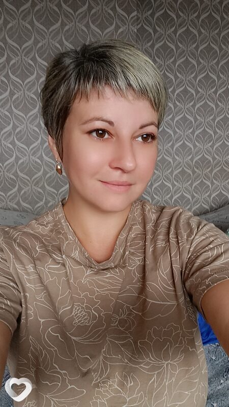 Оля